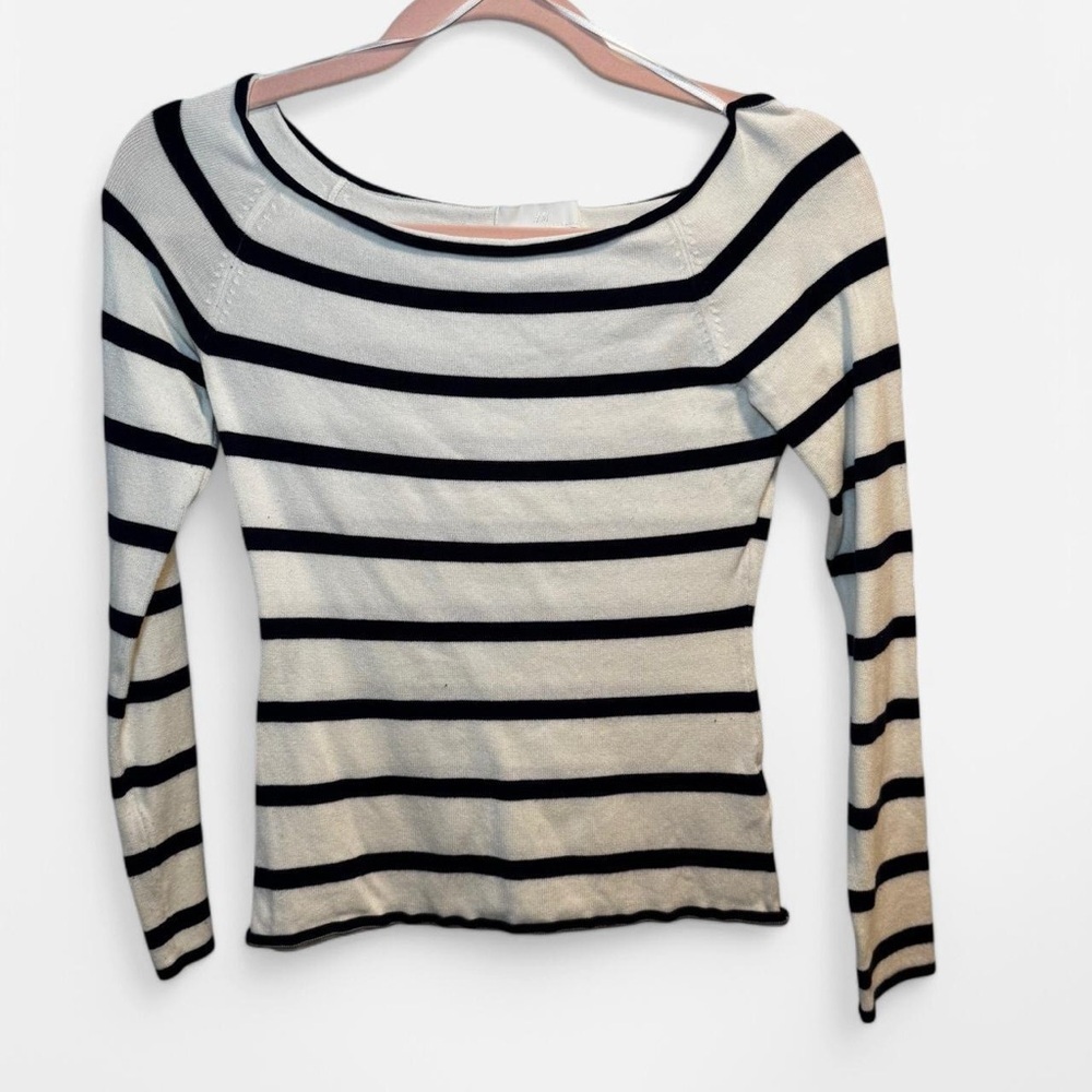 H&M white and navy striped long sleeve off the shoulder top - Picture 4 of 7